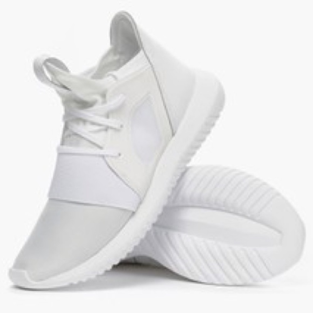 Women’s Adidas Tubular Defiant Tennis Shoes